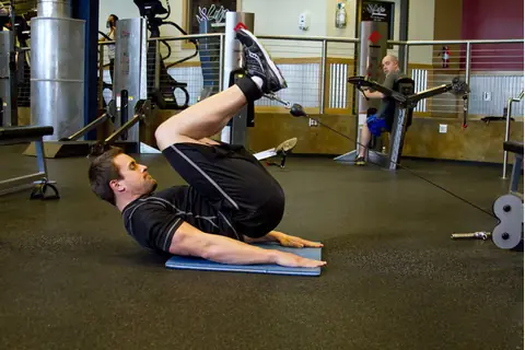 Correct form for Cable Reverse Crunch