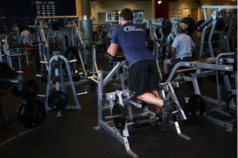 Correct form for Standing Leg Curl